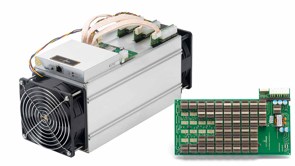 The leading brand of bitcoin mining equipment, Bitmain, has announced the official launch of two new 7 nanometers of Antminer type for mining equipment