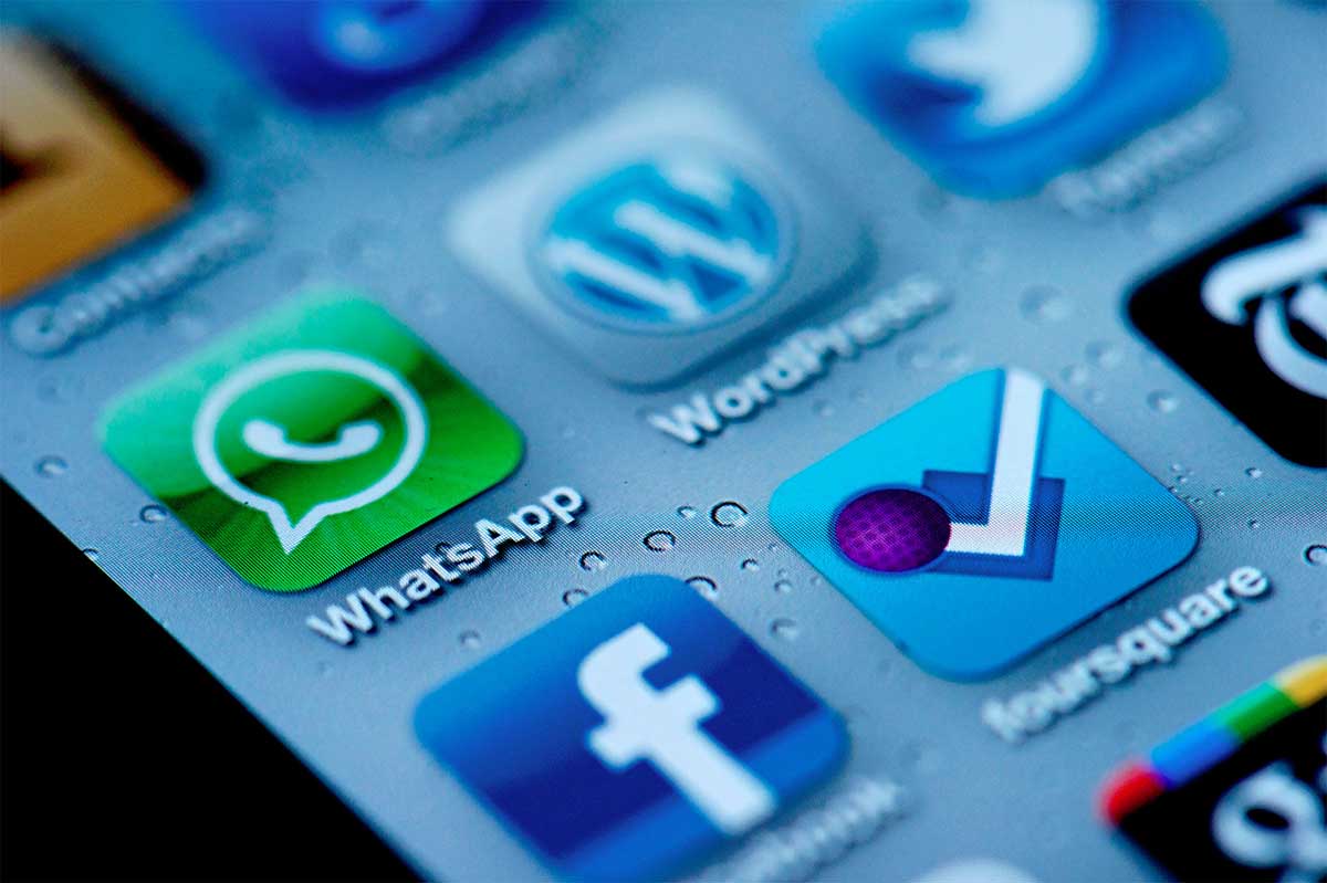Telephone operators and companies in the sector should identify users of anonymous chats such as WhatsApp or Viber