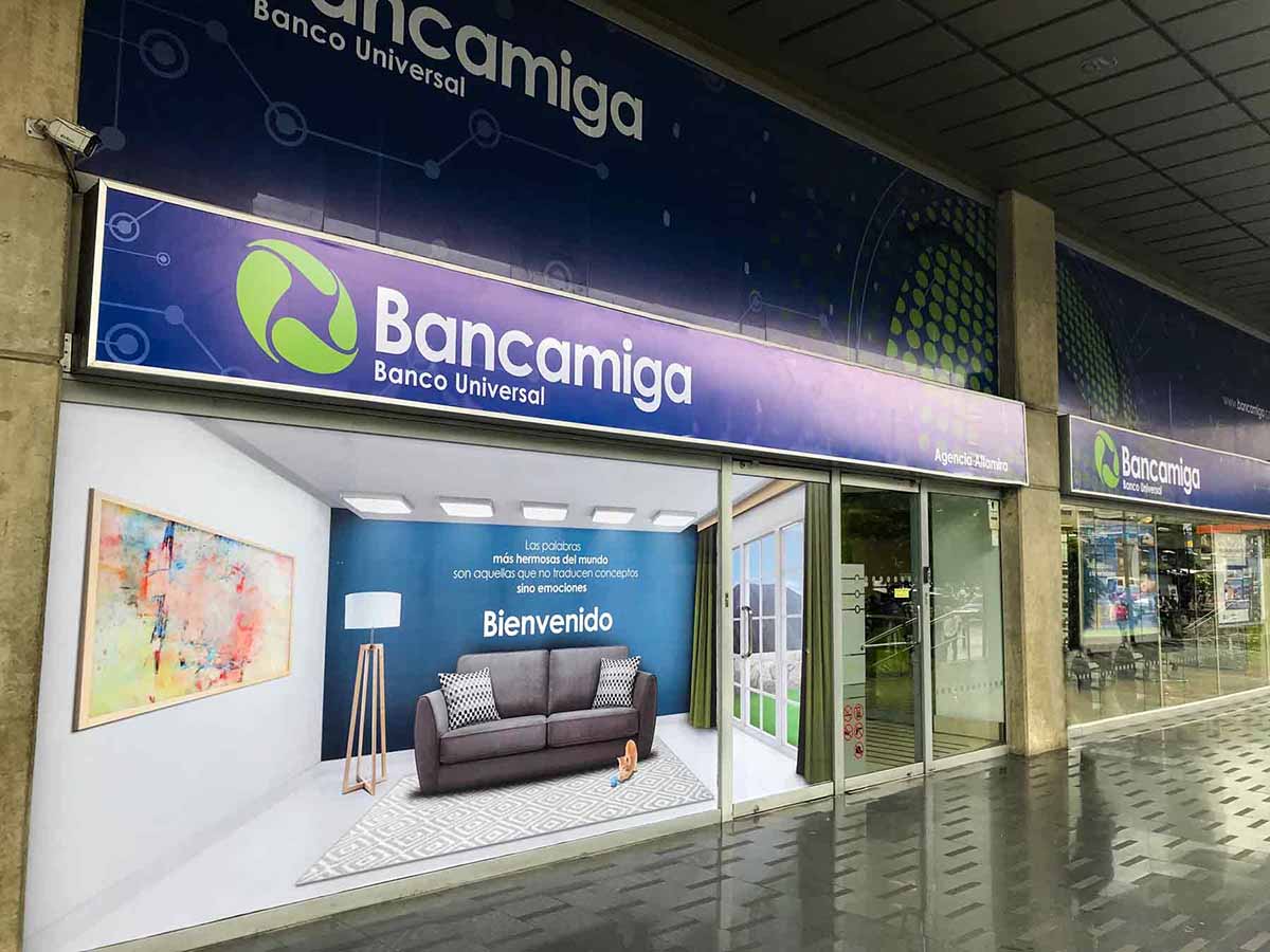 The Venezuelan bank celebrates more than a decade offering high standards service to the clientele, favoring the economy and generating employment