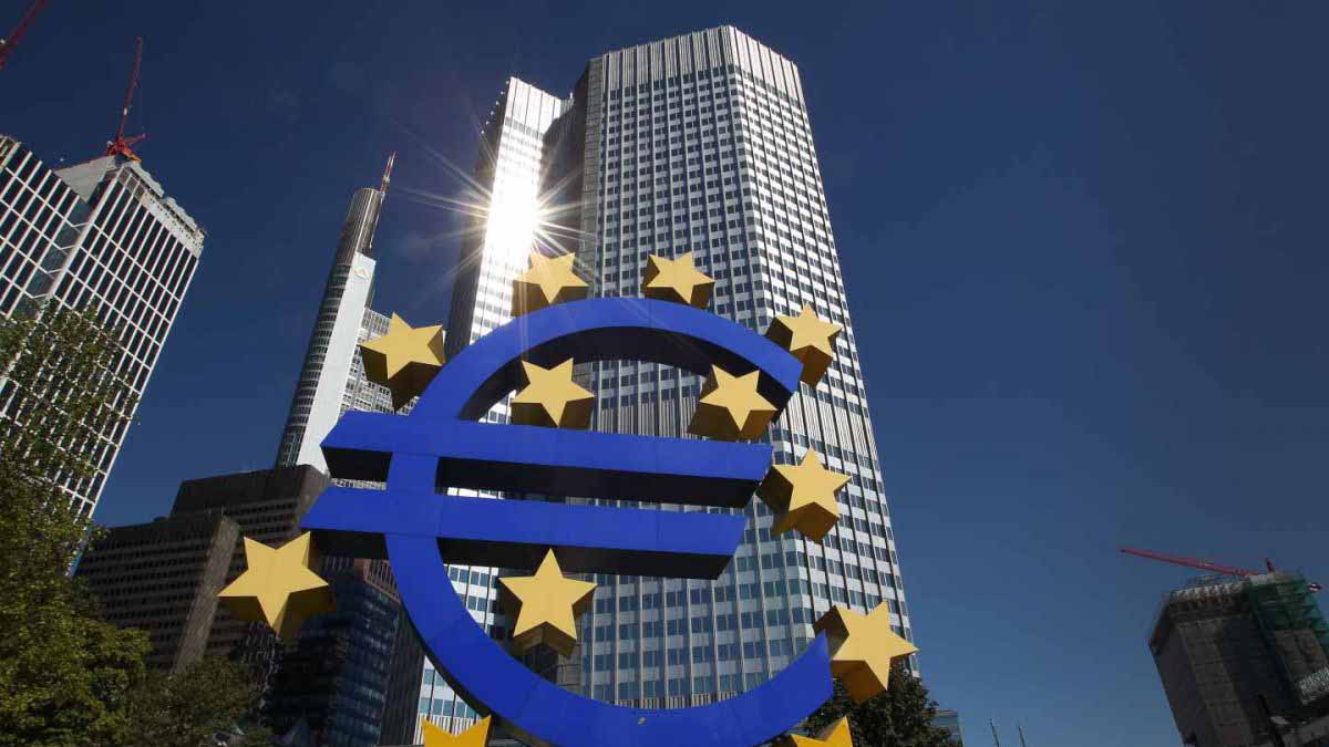 Según el Índice de Gestores de Compras compuesto (PMI) la eurozona creció de 52 a 53 en febrero