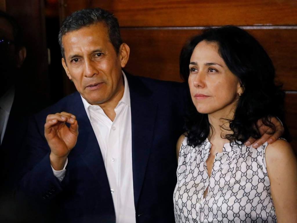 La Fiscalía de Perú presentó una acusación contra el expresidente peruano y su esposa, por presunto lavado de dinero que los involucra en el caso de corrupción de la constructora brasileña Odebrecht