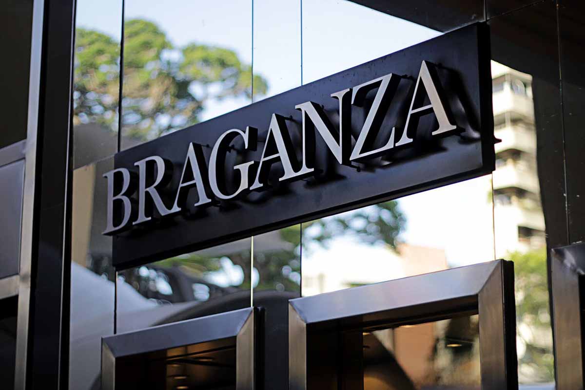 The Venezuelan company Jewelry Braganza celebrates 5 years bringing contemporary women style through its products