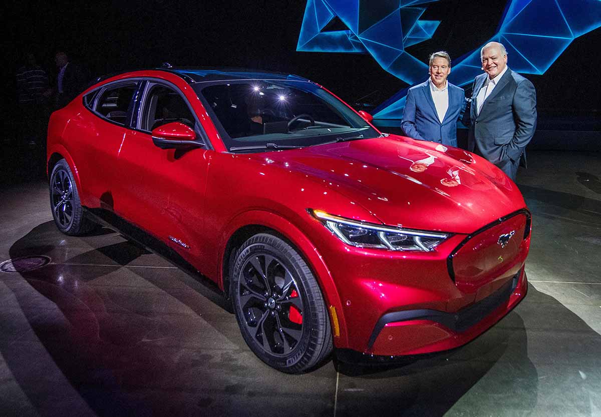 Un nuevo auto movido por electricidad estará valorado en 45.000 dólares convirtiéndose en la competencia del Model 3 de Tesla