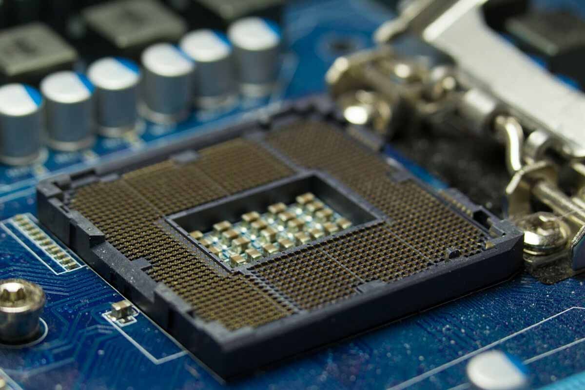 The leading corporation in the development of electronic technology and consumer solutions reached an agreement with the Nuvoton Technology company for the sale of the microprocessor segment