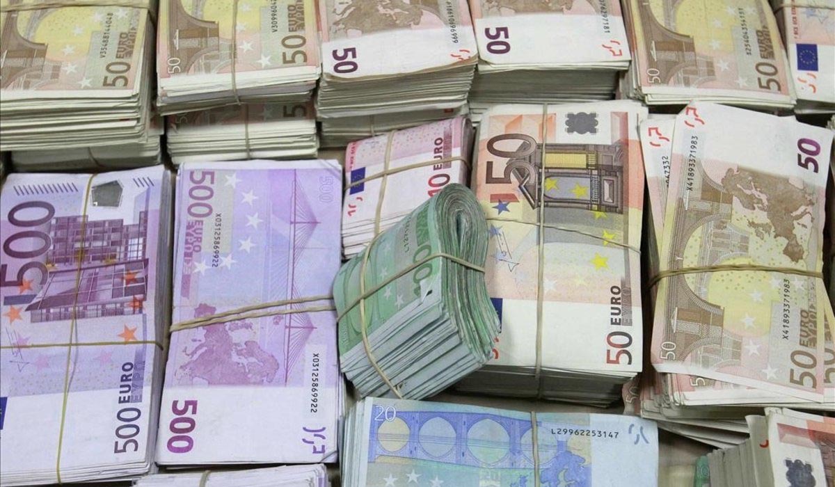 Una operación policial de al menos 26 países logró identificar una red que operaba junto a unas 4.000 mulas de dinero