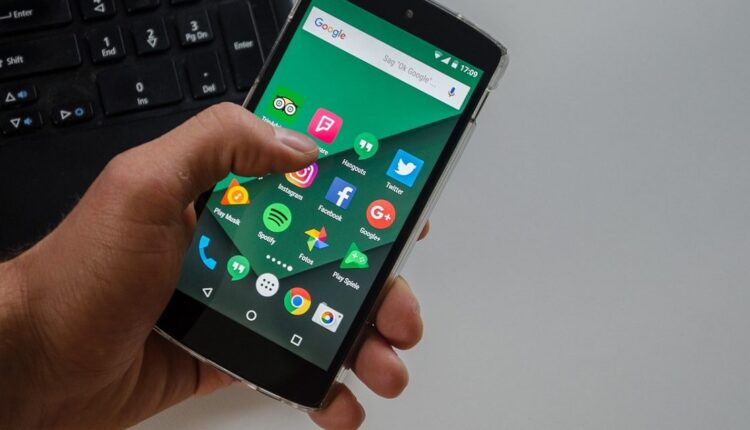 The crypto wallet warned its users about a fake app and claims to have no relationship with the wallet