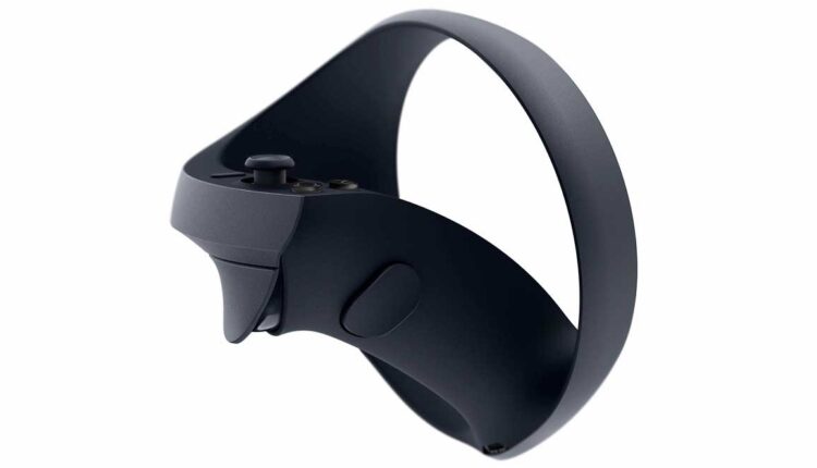 Con un diseño circular para las manos que lo conforman unos gatillos adaptativos del mando de PS5