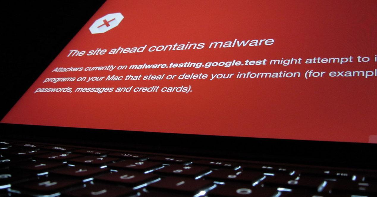 El programa malicioso actúa a través de un mensaje de texto donde exige a los usuarios pagar una tarifa de aduana