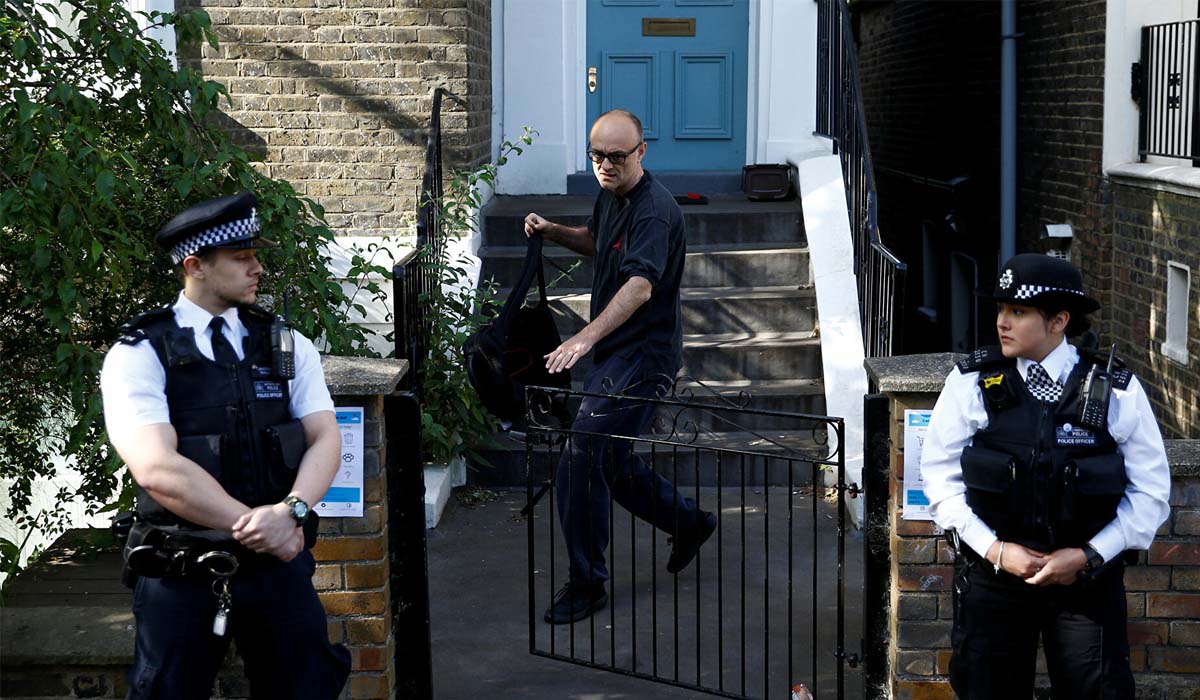 La policía de Londres se encontraba haciendo una investigación por blanqueo de capitales, lo que dio como resultado la obtención de los fondos