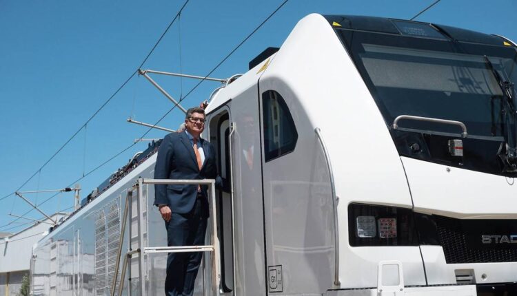 La empresa ferroviaria se propone crear el centro tecnológica ferroviario de referencia mundial, generando 500 nuevos puestos de trabajo, un incremento del 40% de su nómina