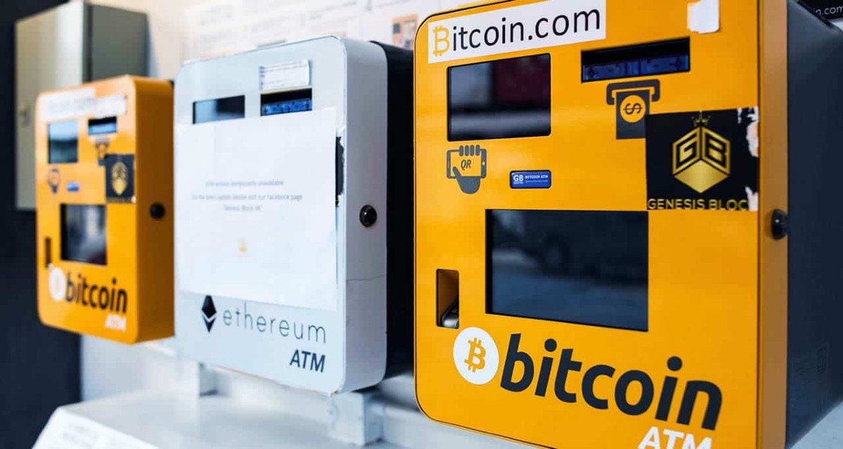 Los ATM para bitcoin están disponibles en un total de 75 países alrededor del mundo y existen más de 24.000 en funcionamiento
