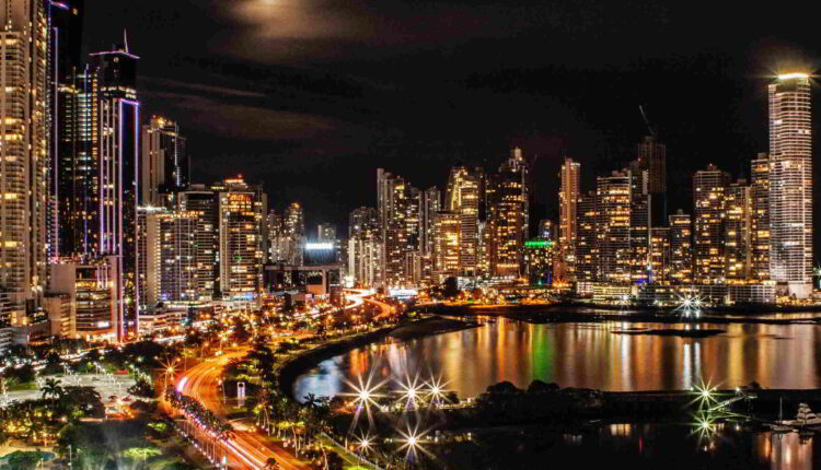 Flights to and from Panama City resumed, with convenient departures on Wednesdays and Sundays