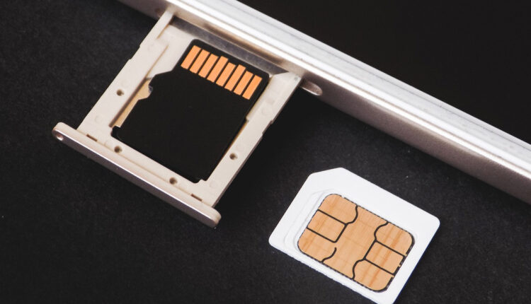 La Comisión Federal de Comunicaciones (FCC) de Estados Unidos propuso nuevas normas que eviten dos de los fraudes que más afectan a los usuarios, los conocidos como de duplicado de SIM y de transferencia