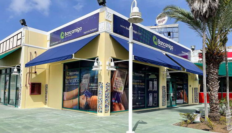 Ariel Martínez, executive president of Bancamiga, described the inauguration of four new agencies as "transcendental", since they are the first that Bancamiga will open in Nueva Esparta, Portuguesa and Zulia, with which the institution will bring its innovative products and services closer to customers from those regions
