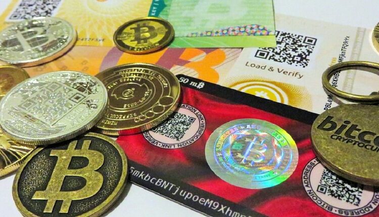 Cae precio del bitcoin por debajo de 50.000 dólares tras hackeo de BitMart