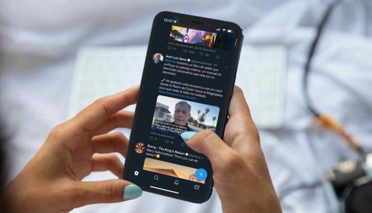 Twitter introduced automatic captions for videos