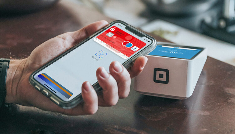 La plataforma de pagos de la compañía estadounidense Apple Pay se encuentra funcionando en Perú y Argentina, compitiendo con otras billeteras locales