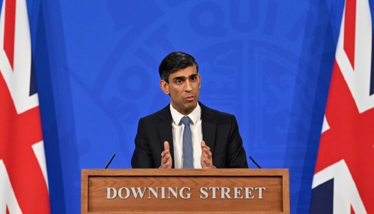 Minister of Finance of the United Kingdom announced to reduce the tax on fuels and the exemption from VAT for those who install solar panels to alleviate inflation