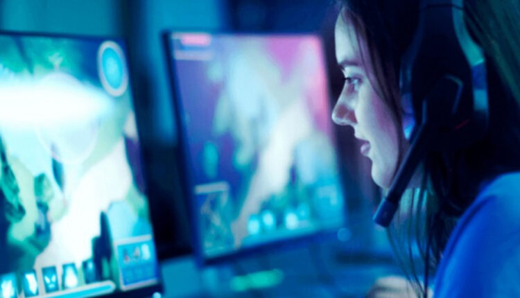 La filial de videojuegos de Microsoft, en conmemoración por el Día Internacional de la Mujer dictará asesorías para las mujeres que participan activamente en este mundo