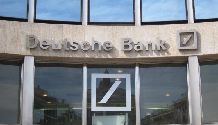 La entidad financiera Deutsche Bank incremento sus ingresos por más de mil millones de euros durante el primer trimestre de 2022, 17 % más que en lapso anterior