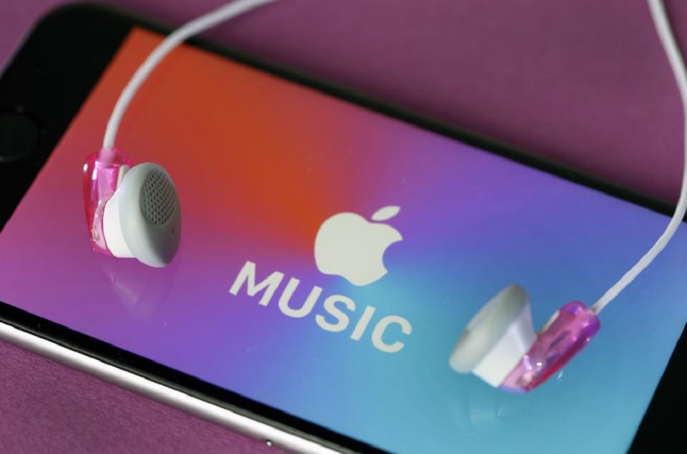 Apple bets on the streaming service for music