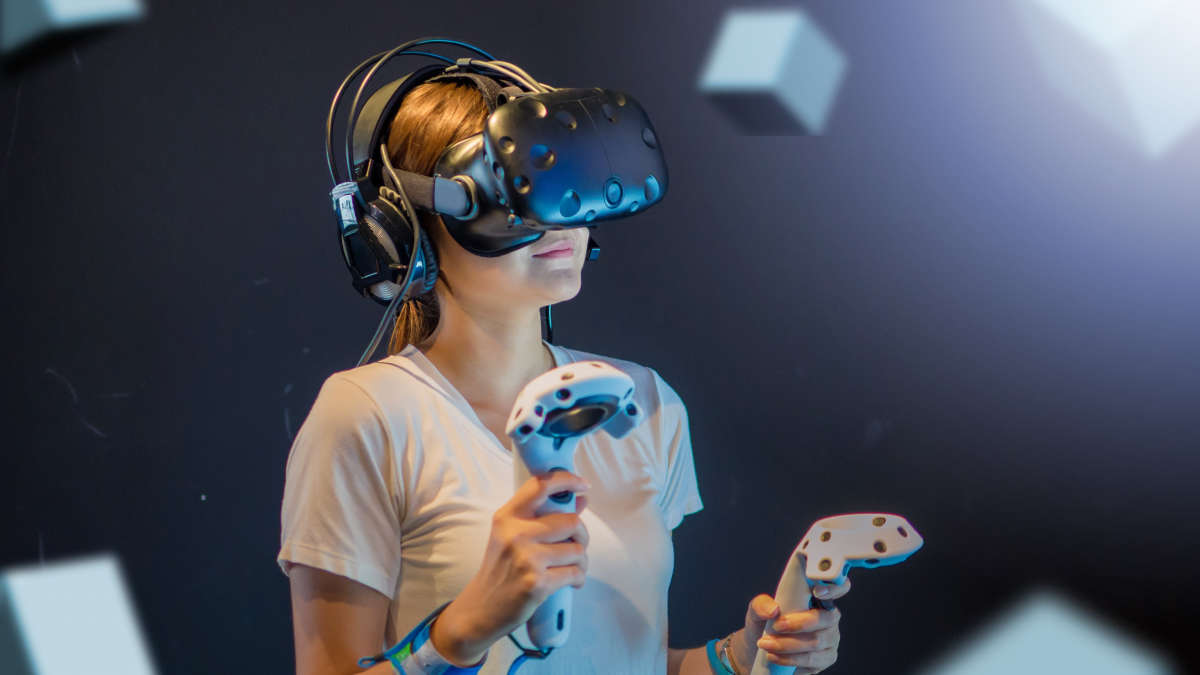 Meta tiene previsto lanzar cuatro cascos de realidad virtual. El Project Cambria, tiene la característica de combinar la realidad virtual y mixta
