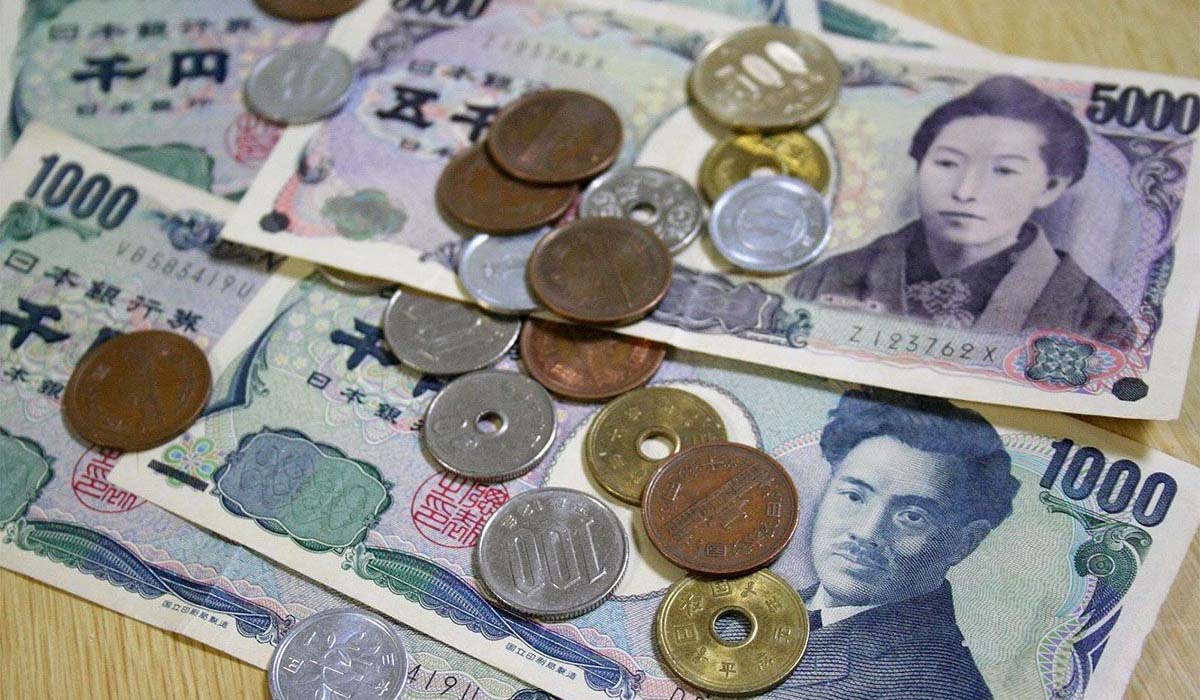 El yen continúa con su tendencia bajista, al punto de llegar a sus valores más bajos desde 1998