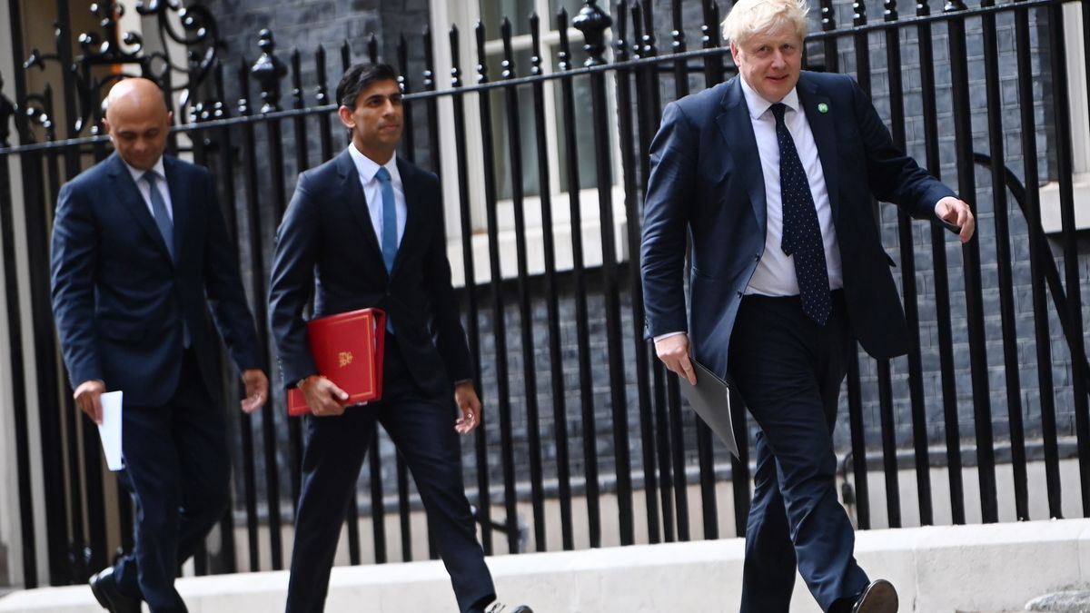Boris Johnson will resign today as leader of the 'tories'