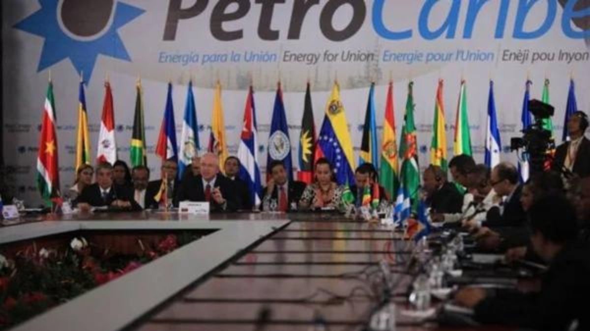 The leaders of the Caribbean countries agreed to resume the PetroCaribe program to import crude oil from Venezuela and request the removal of sanctions