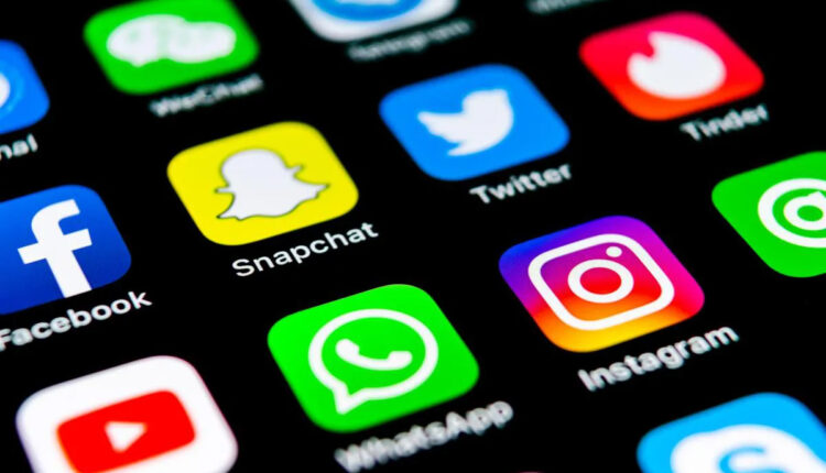 Un grupo de delincuentes se hizo con el acceso de las cuentas de Twitter y YouTube del Ejército británico