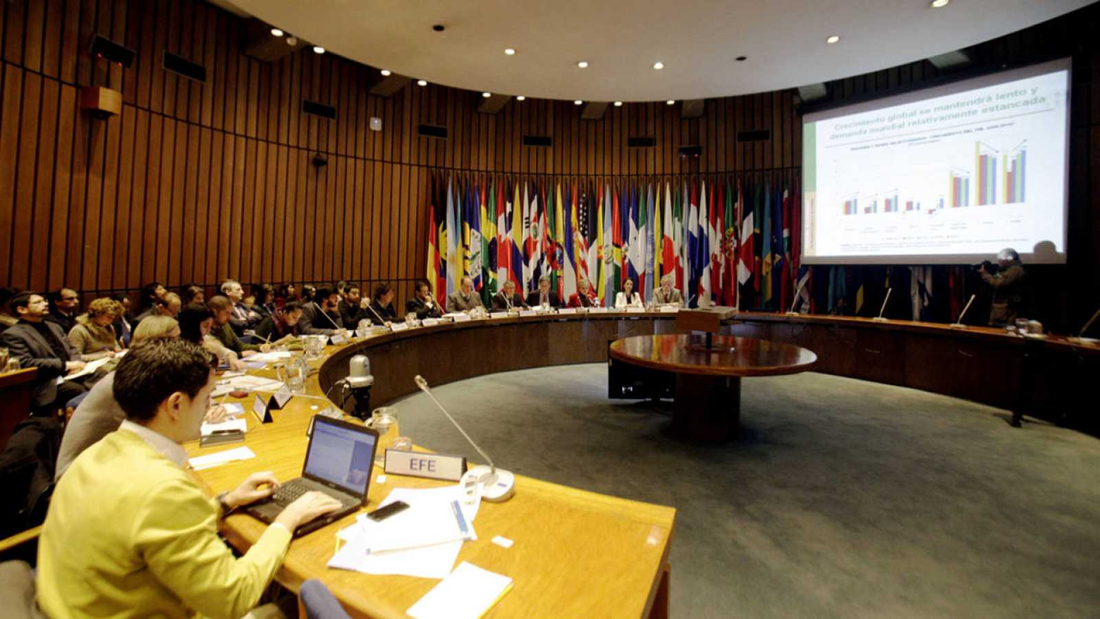 Cepal mejoró previsiones de crecimiento para América Latina