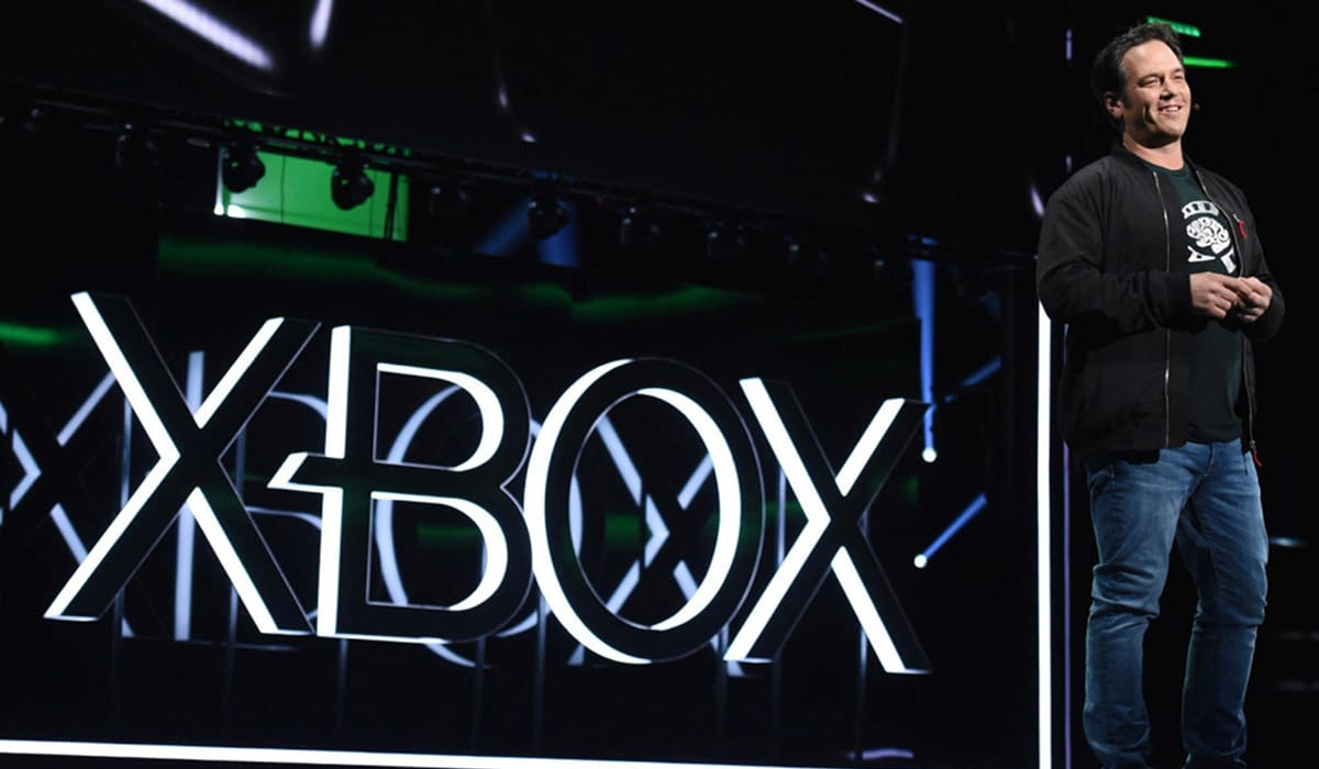 Phil Spencer aseguró que están barajando la posibilidad de incrementar los costos de algunos de los productos relacionados con el Xbox