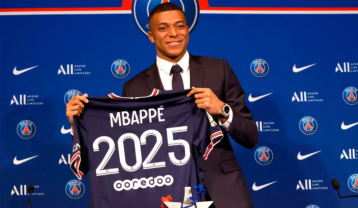 El futbolista francés, en caso de cumplir con los tres años de contrato, percibirá unos 630 millones de euros brutos
