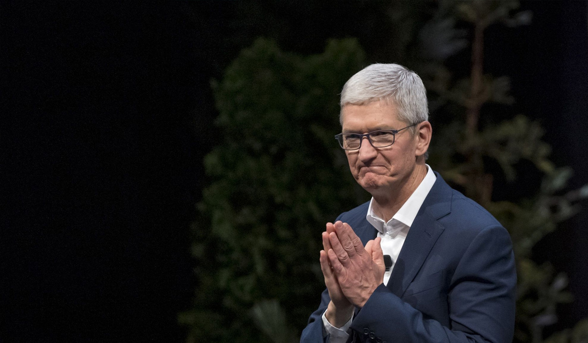 El CEO de Apple, Tim Cook, anunció que a partir de 2024 cambiarán de proveedor de los semiconductores
