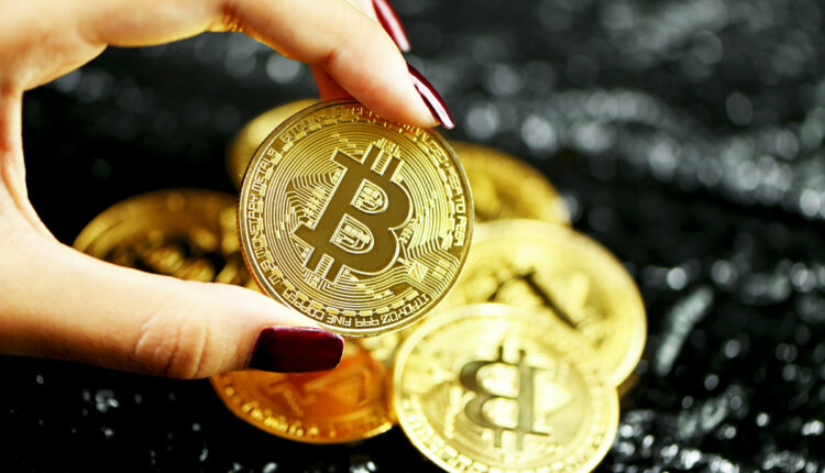 Mientras Bitcoin muestra una pequeña racha alcista, la lucha de los mineros de Bitcoin para sobrevivir ha dado sus frutos con un aumento del 50 % en ingresos en el primer mes de 2023