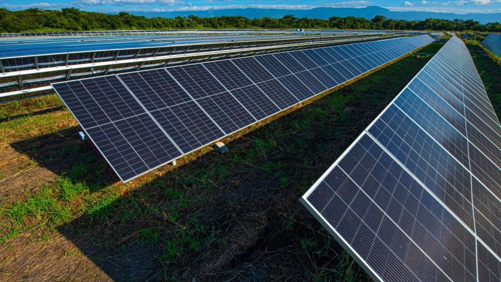 Venezuela prevé instalación de 2.000 vatios de energía solar en tres años