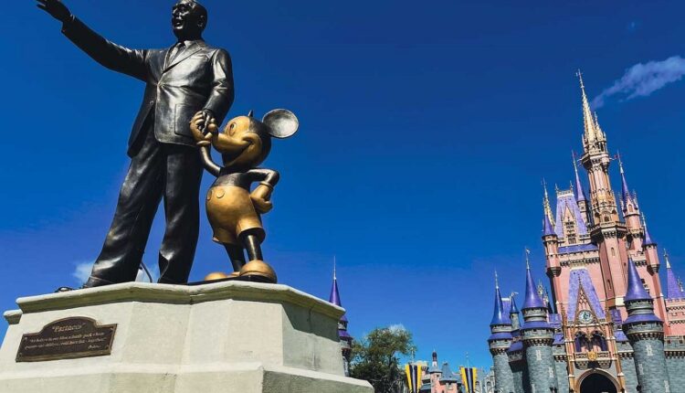 Disney anuncia el despido de 7.000 empleados
