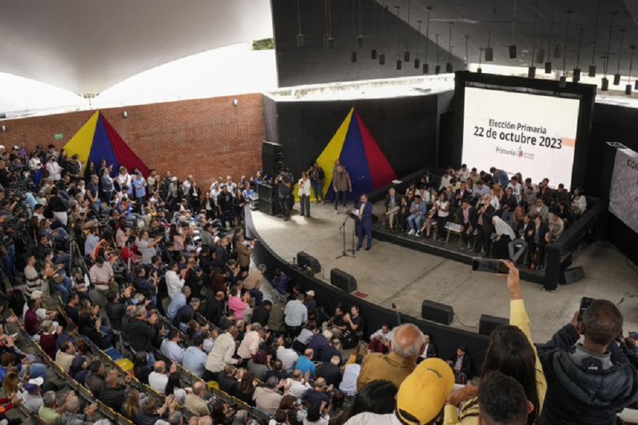 Oposición venezolana convoca elecciones primarias para el 22 de octubre