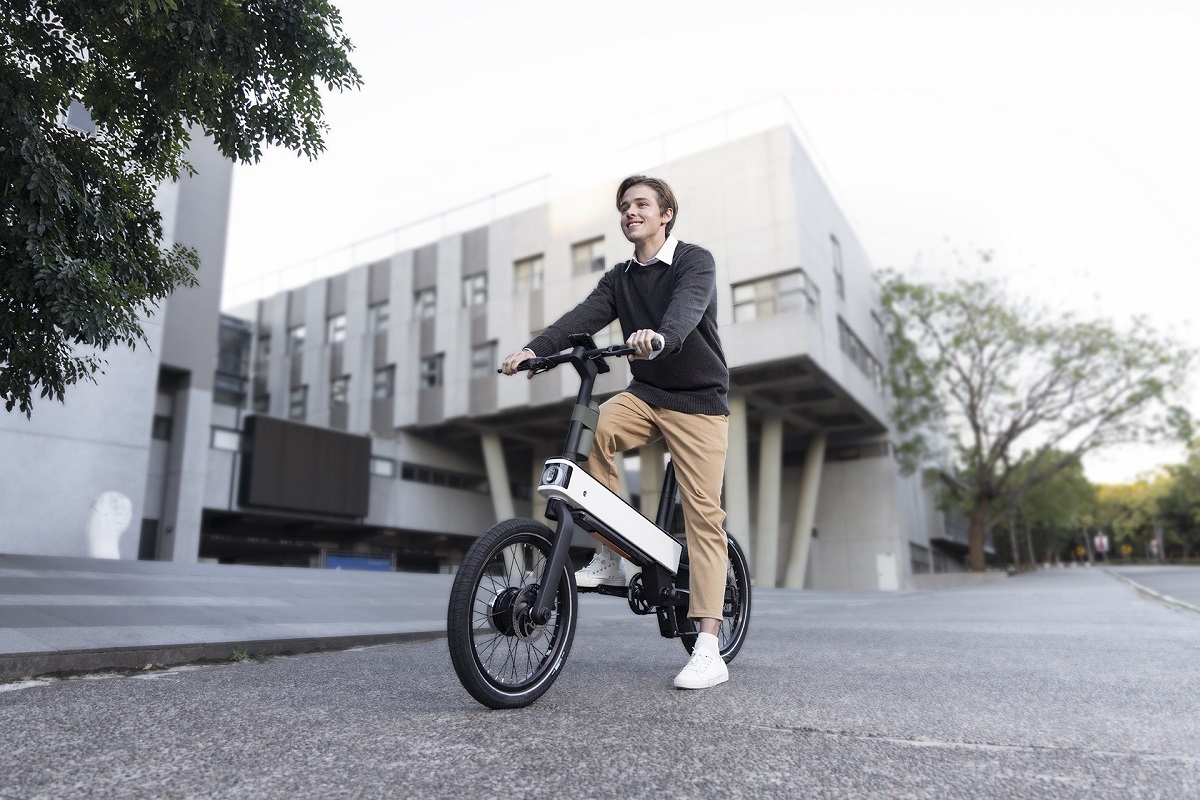 Acer presenta ebii, su bicicleta eléctrica impulsada por IA