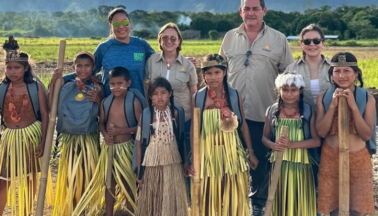 Internacional de Seguros realizó visita solidaria a la comunidad indígena de Tuaiwatöy en Canaima