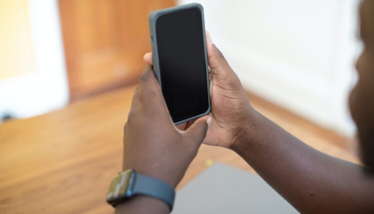 Un estudio realizado por geomarketing reveló esta importante cifra sobre la búsqueda de tiendas a través de dispositivos móviles