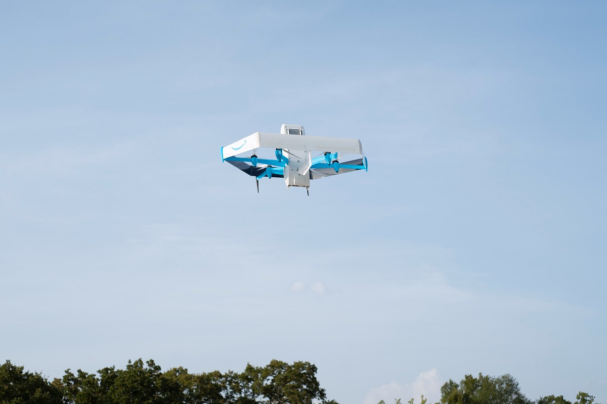 Las entregas de Amazon en Reino Unido e Italia comenzarán a realizarse con drones en 2024, según indicó la empresa este miércoles