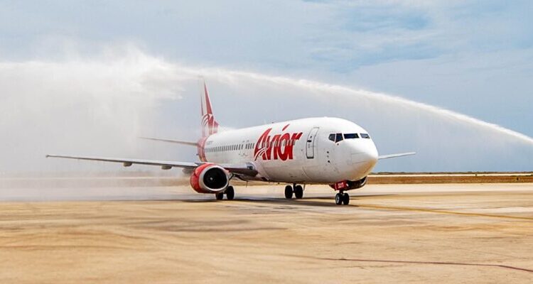 Se cumplen dos frecuencias semanales de Avior con escala en Caracas, para conectar con esta hermosa y cercana isla neerlandesa del Caribe