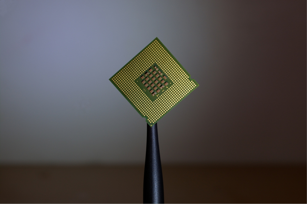 El BIS anunció que las restricciones se mantendrán sobre la venta de chips de inteligencia artificial
