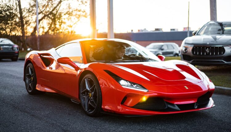 El fabricante de autos anunció que los modelos deportivos de lujos podrán ser adquiridos con criptomonedas