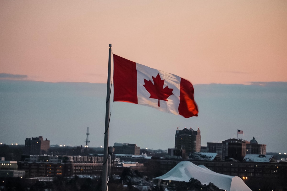 El Ministro de Inmigración, Refugiados y Ciudadanía de Canadá, Marc Miller, anunció este miércoles que recibirá 11 mil migrantes de Colombia, Venezuela y Haití, que tengan familiares residentes o ciudadanos canadienses que los acojan