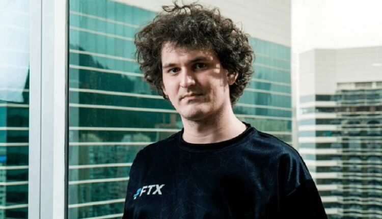 Un jurado de Nueva York declaró culpable de los delitos de fraude y blanqueo de dinero a Sam Bankman-Fried, fundador de la plataforma de criptomonedas FTX. Enfrentará una pena de más de cien años de cárcel