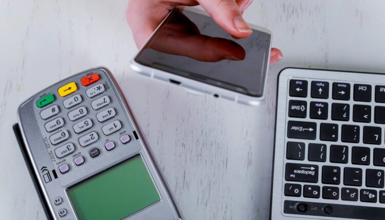 El Banco Central de Reserva informó que las billeteras de criptomonedas han dejado de recibir remesas