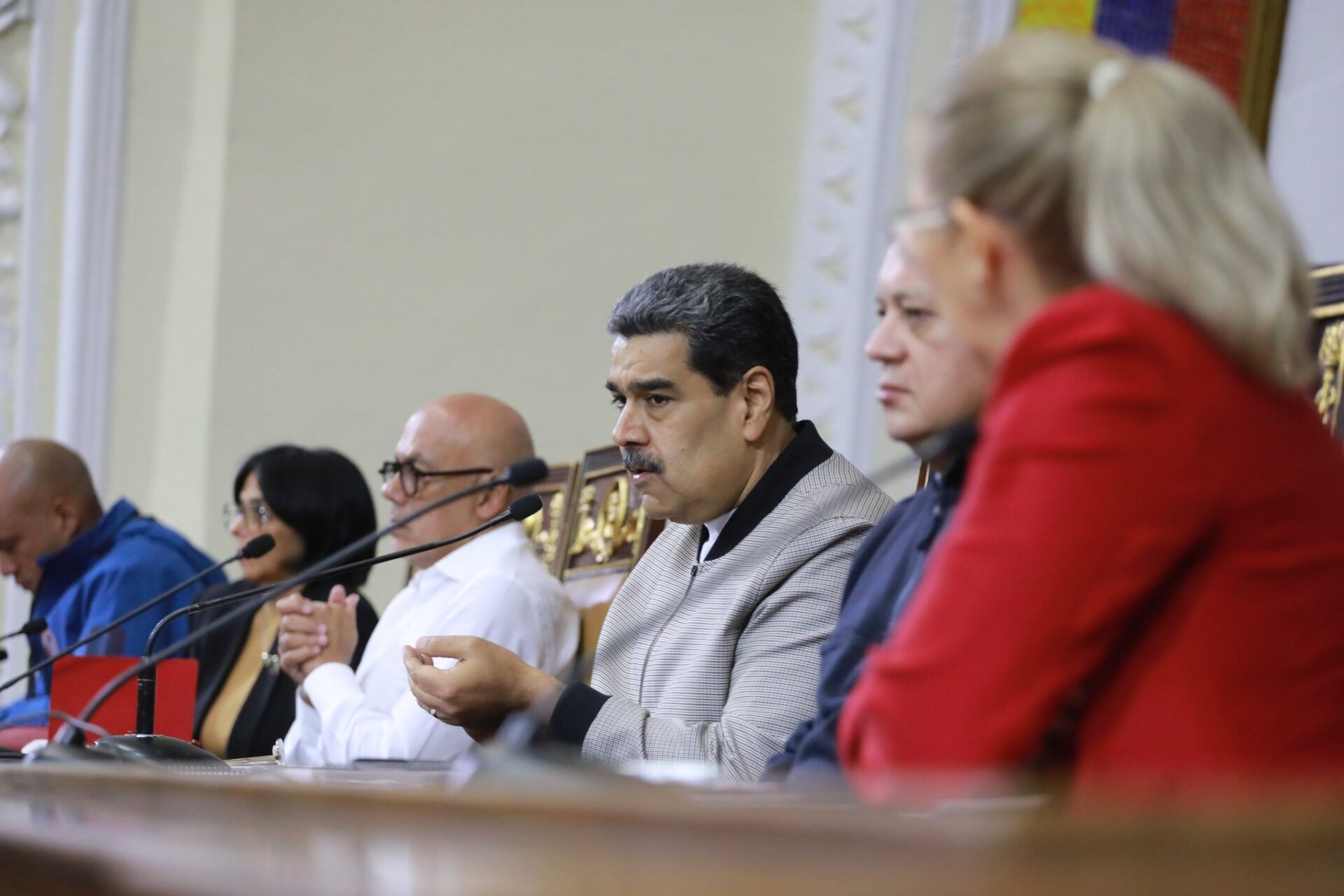 En su discurso de Memoria y Cuenta, el presidente Nicolás Maduro anunció un aumento del bono guerra económica y la indexación del cestaticket