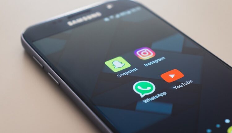 Información filtrada por el portal WABetaInfo sugiere que Meta estaría trabajando en una función para permitir a los usuarios de WhatsApp recibir y enviar mensajes de otras aplicaciones sin necesidad de crear una cuenta en ellas